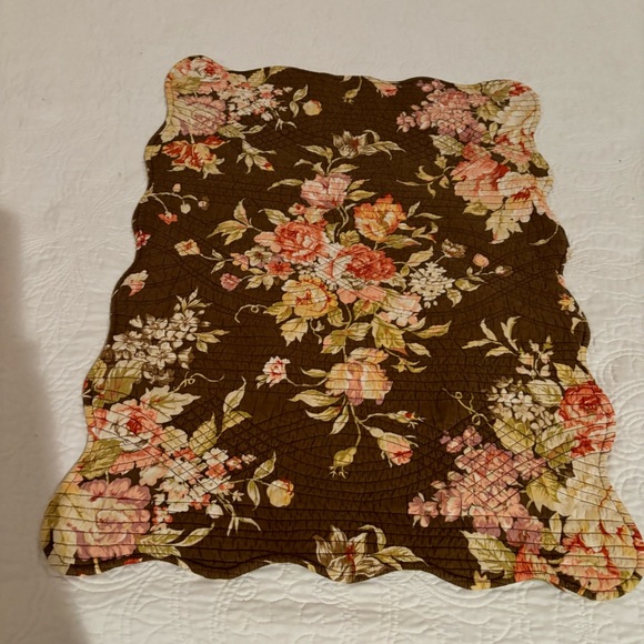 Nobility pair 20X26 Quilted Reversible Pillow Shams Brown Floral Striped back - Picture 3 of 13